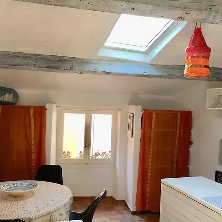 Centre 2 Rooms+mezzanin *