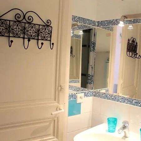 Centre 2 Rooms+mezzanin Appartement *