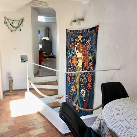 Centre 2 Rooms+mezzanin *